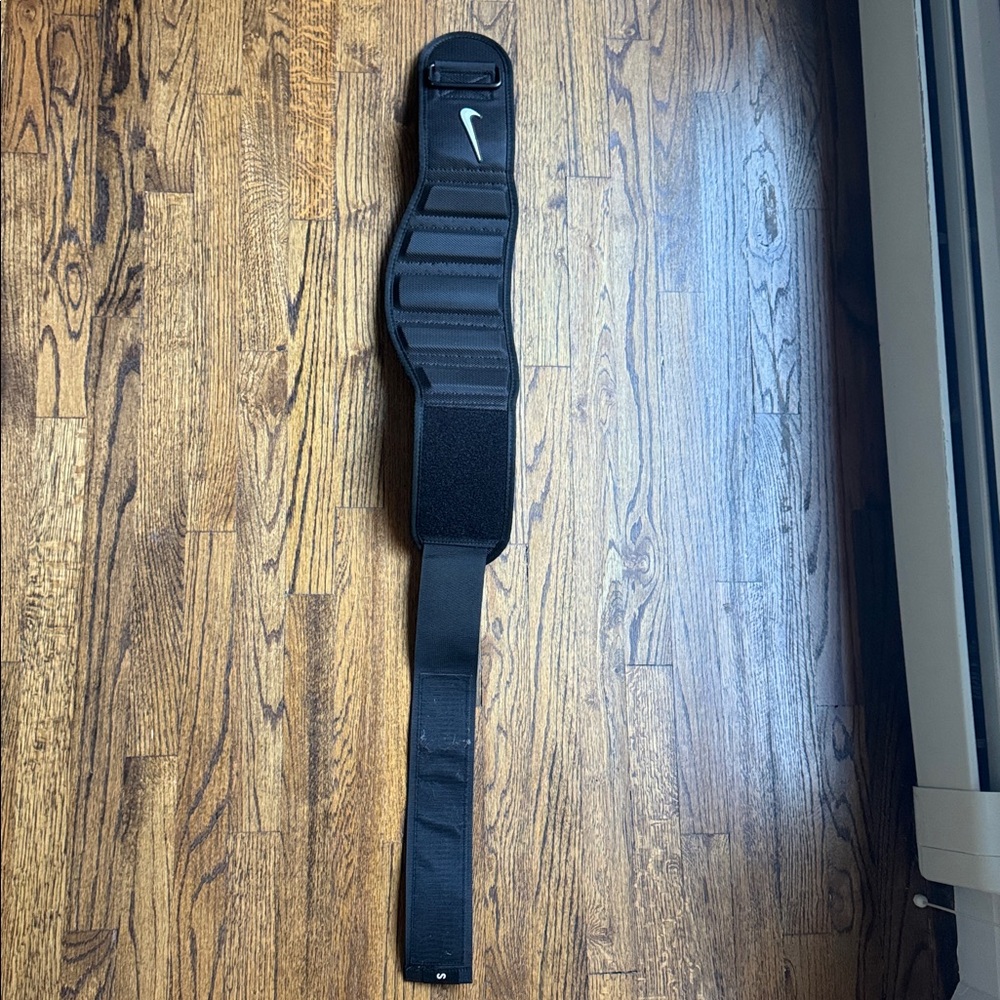 Nike Weightlifting Fitness Belt